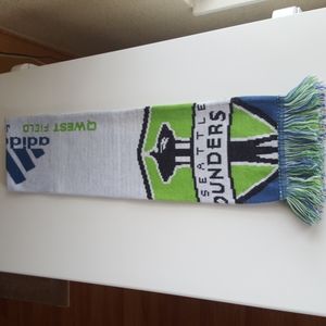 SEATTLE SOUNDERS Knitted Vintage Scarf,  Like New!